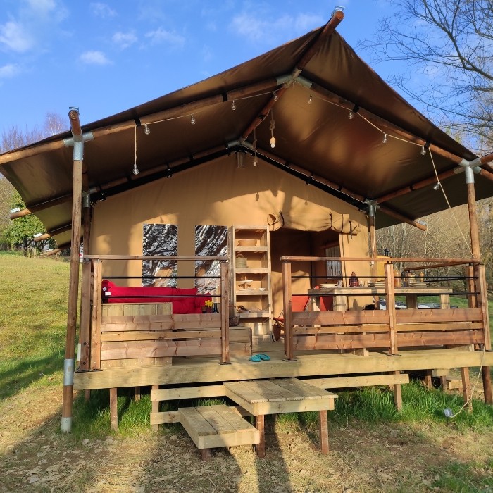 2 nuits en Lodge pour 2 personnes avec petits-déjeuners