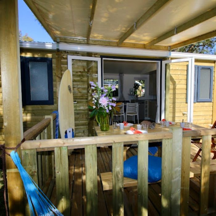 1 nuit en cottage bois Pergola pour 2 personnes avec petits déjeuners + draps et serviettes inclus