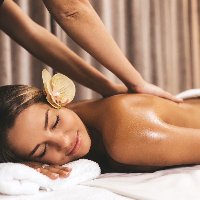Massage Relaxation pour 1 (1h) ou 2 personnes (30 min par pers)