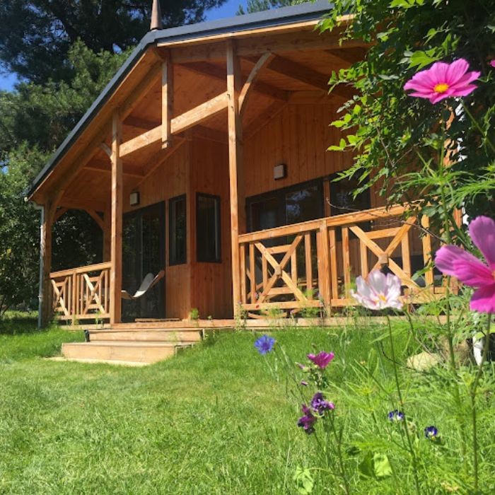 1 nuit pour 2 personnes en chambre d'hôtes Hortensia avec les petits-déjeuners + cueillette initiatique de plantes sauvages comestibles 