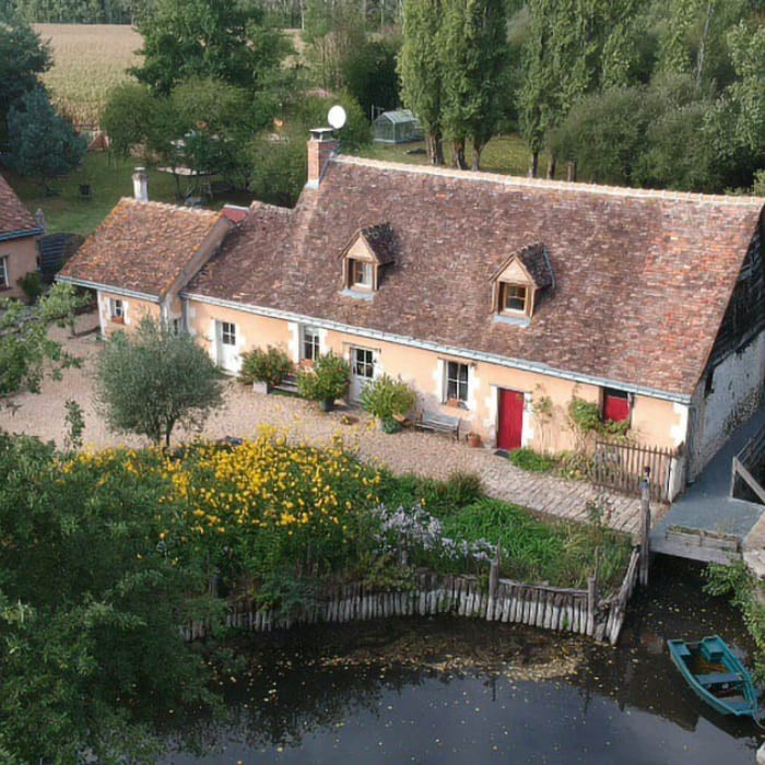 2 nuits en gîte Nid de Paille ou Pic Epeiche pour 2 personnes avec petits déjeuners
