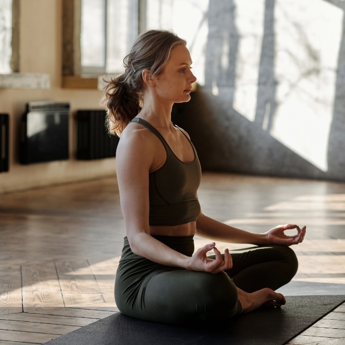 1h00  de Yoga Vinyasa 