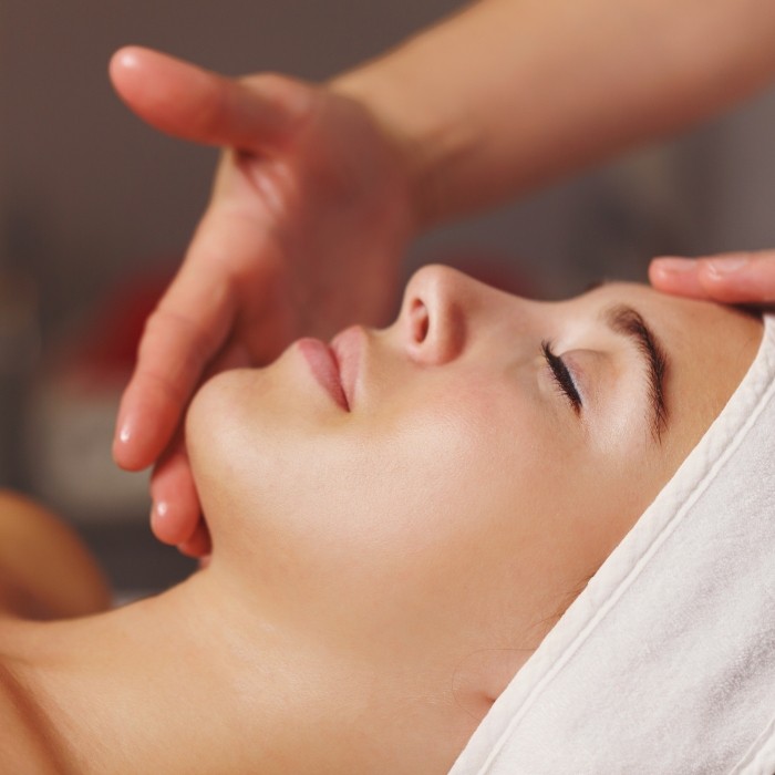 30 minutes de soin visage ou massage oriental