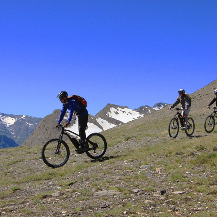 1/2 Journée Enduro en VTT électrique pour 1 personne 