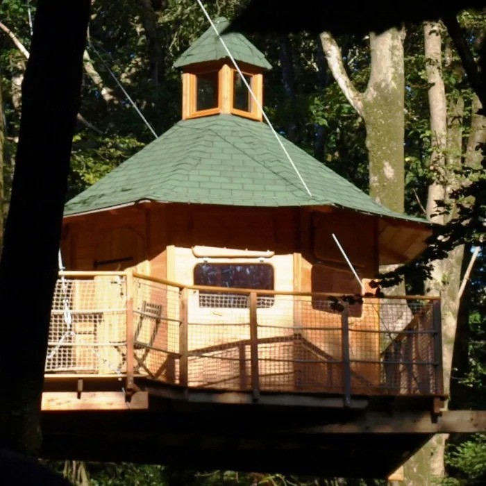 2 nuits en cabane perchée Vigie ou Nid clos pour 2 avec petits déjeuners 