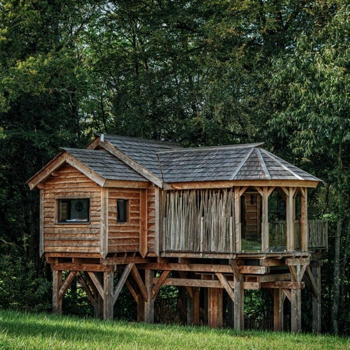 1 nuit en Cabane Perchée pour 2 avec petits déjeuners et 1 Planche apéro pour 2