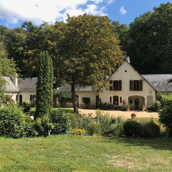 2 nuits pour 2 personnes avec petits déjeuners en chambre Saumur-Champigny + 2 formules gourmandes (1 repas pour 2)