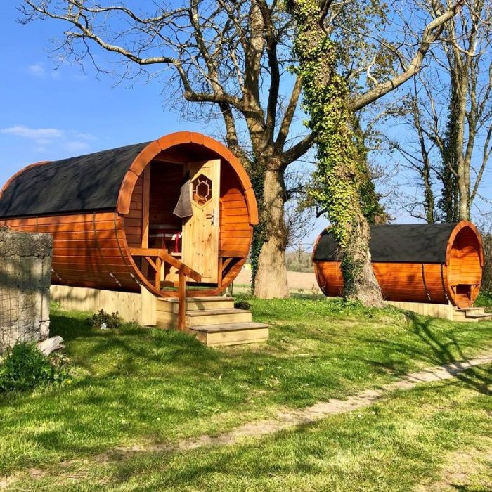2 nuits en Tonneau pour 2 personnes avec petits déjeuners + Sauna privatif