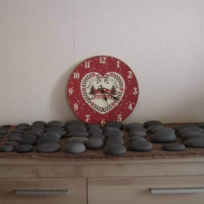50 min - Massage aux pierres chaudes pour 1 personne 