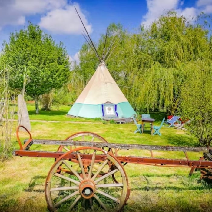 3 nuits pour 2 personnes en Tipi avec linge de lit inclus 