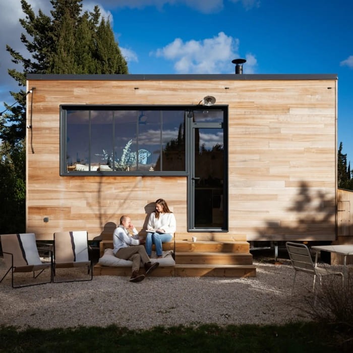 1 nuit pour 2 personnes en Lodge Pépiite Terre de Provence avec accès jacuzzi + 2 petits-déjeuners + 1 planche estivale - En week-end 