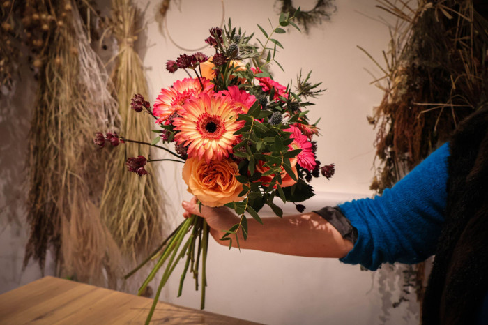 Atelier Composition fleurs/plantes fraîches/Composition fleurs séchées à Paris – 1h - Végétal