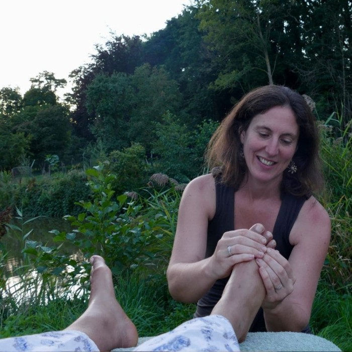 1 séance de massage bien-être d'1h pour 1 personne avec tisane offerte 