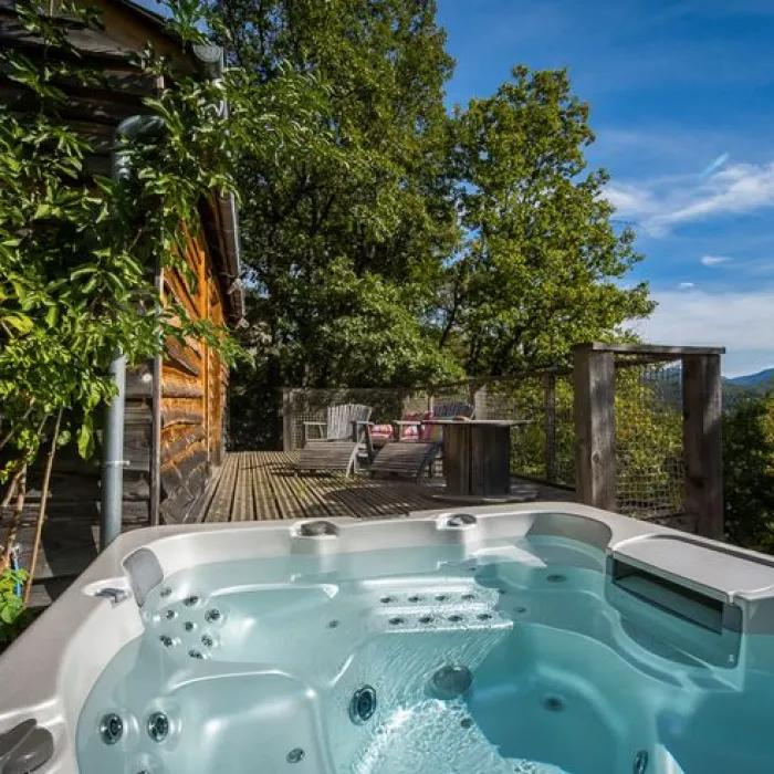 1 séance de massage bien-être de 30 min + 1 séance de Spa de 30 min pour 1 pers