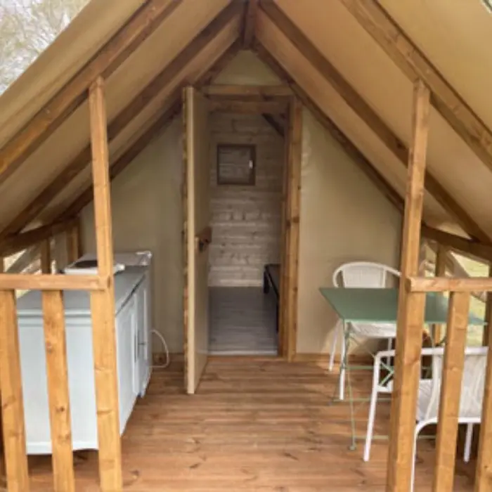 Camping le Lac O Fées***