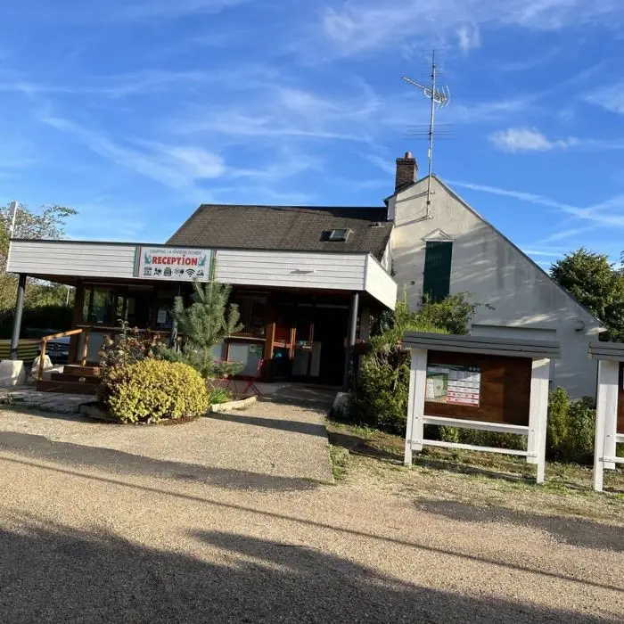 Camping La Rivière Dorée