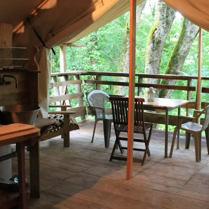 Camping Terre Rouge 