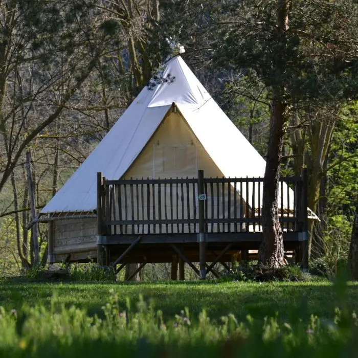 CAMPING USHUAÏA VILLAGES LE VIADUC