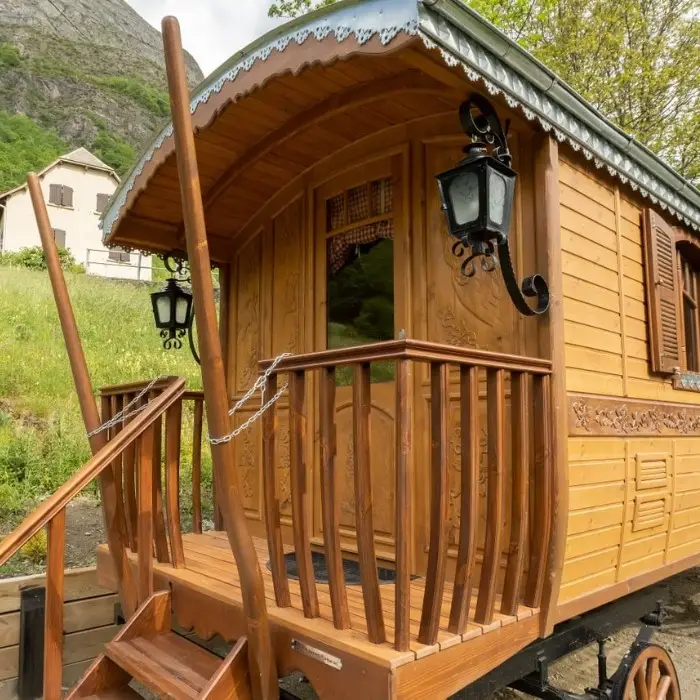Camping les Tilleuls et Toy's Roulottes