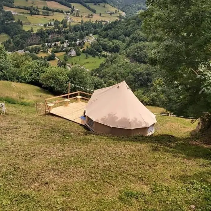 Camping les Tilleuls et Toy's Roulottes