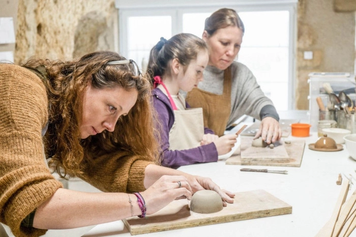 Atelier Poterie et Céramique - Modelage à Rochecorbon – 2h