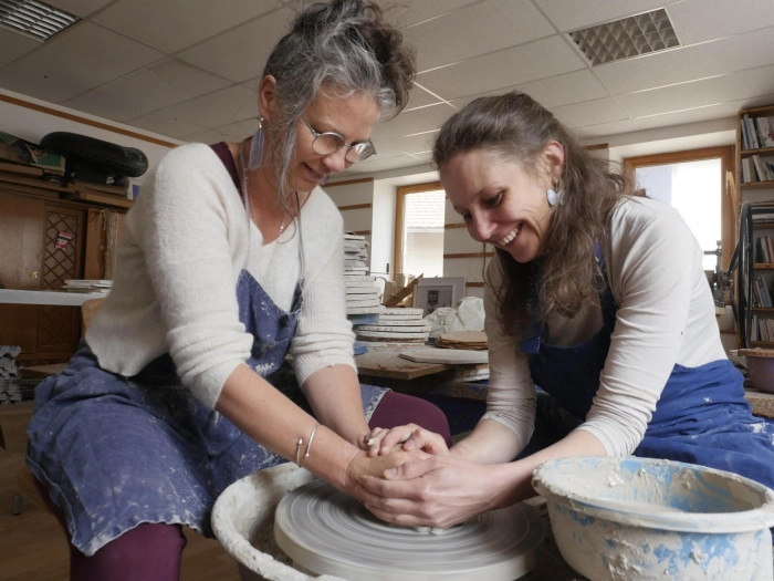 Atelier Poterie et Céramique - Tour/Modelage à Étival – 2h