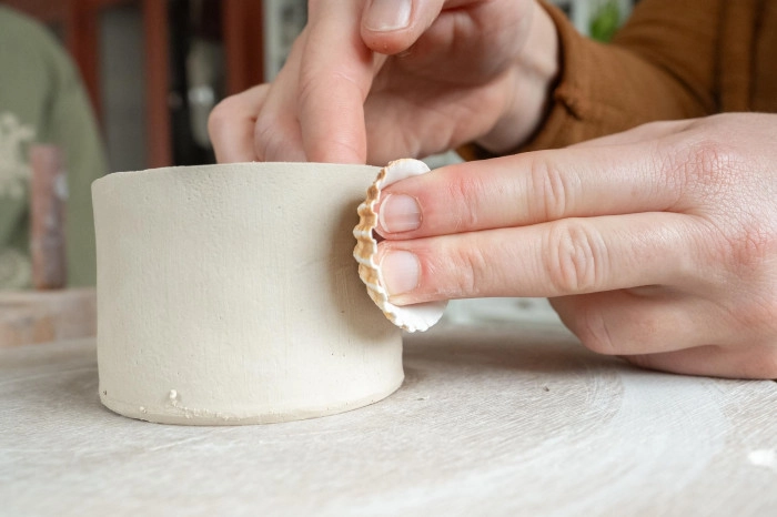 Atelier Poterie et Céramique - Modelage/Décor à Cugand – 2h