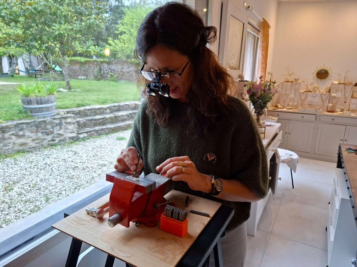 Atelier Bijouterie - Assemblage bijouterie/Sculpture et moulage à Rezé – 2h