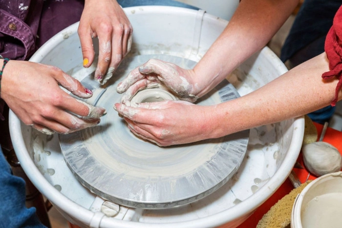 Atelier Poterie et Céramique - Tour à Méounes-lès-Montrieux – 2h