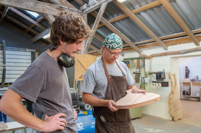 Atelier Bois - Menuiserie et Ebenisterie à Plougrescant – 3h