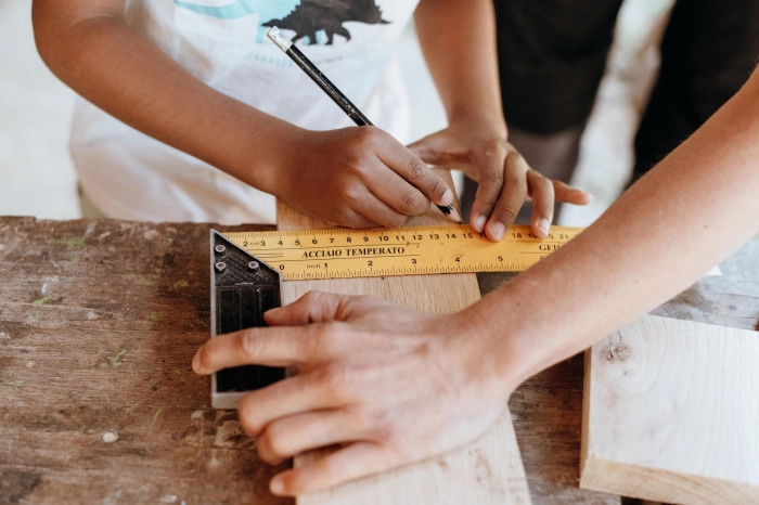 Atelier Bois - Menuiserie et Ebenisterie à Valdivienne – 3h