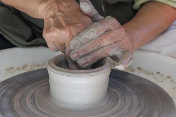 Atelier Poterie et Céramique - Modelage à Mouriès – 2h